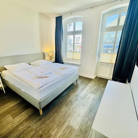 Vormann Jantzen, Direkt Am Leuchtturm Apartamento Rostock Exterior foto