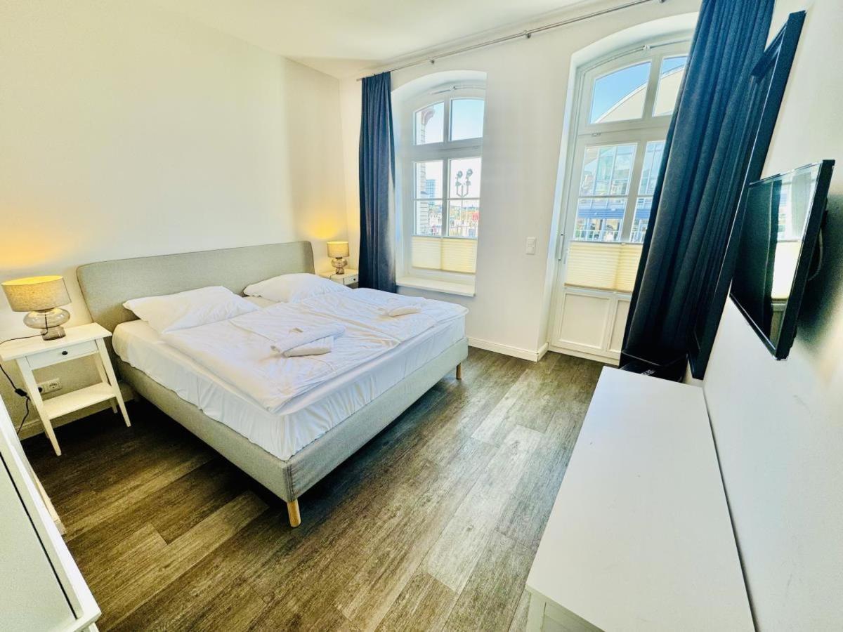 Vormann Jantzen, Direkt Am Leuchtturm Apartamento Rostock Exterior foto